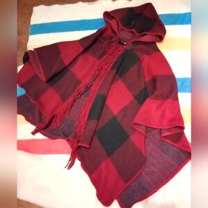 Buffalo Plaid Capelet